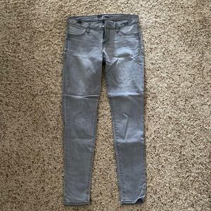 grey skinny jeans